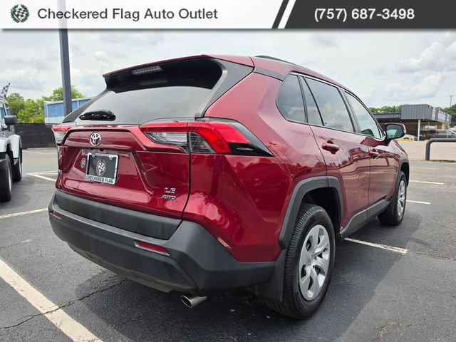 Used 2021 Toyota RAV4 LE AWD/4WD image 7
