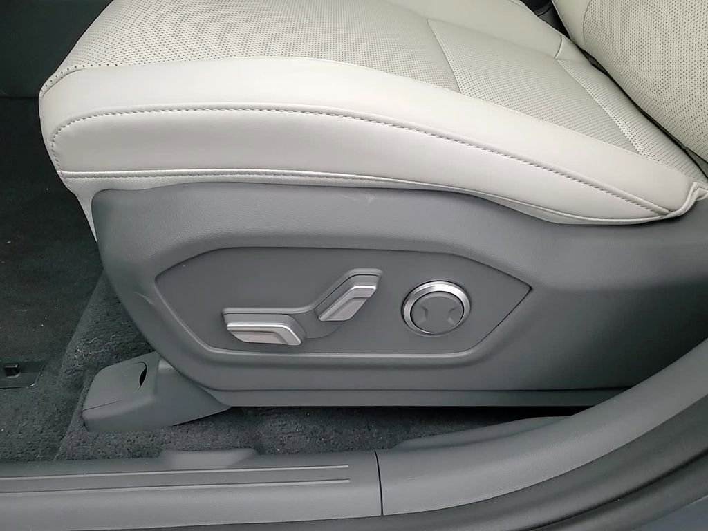 New 2026 Hyundai Santa Fe SEL image 14