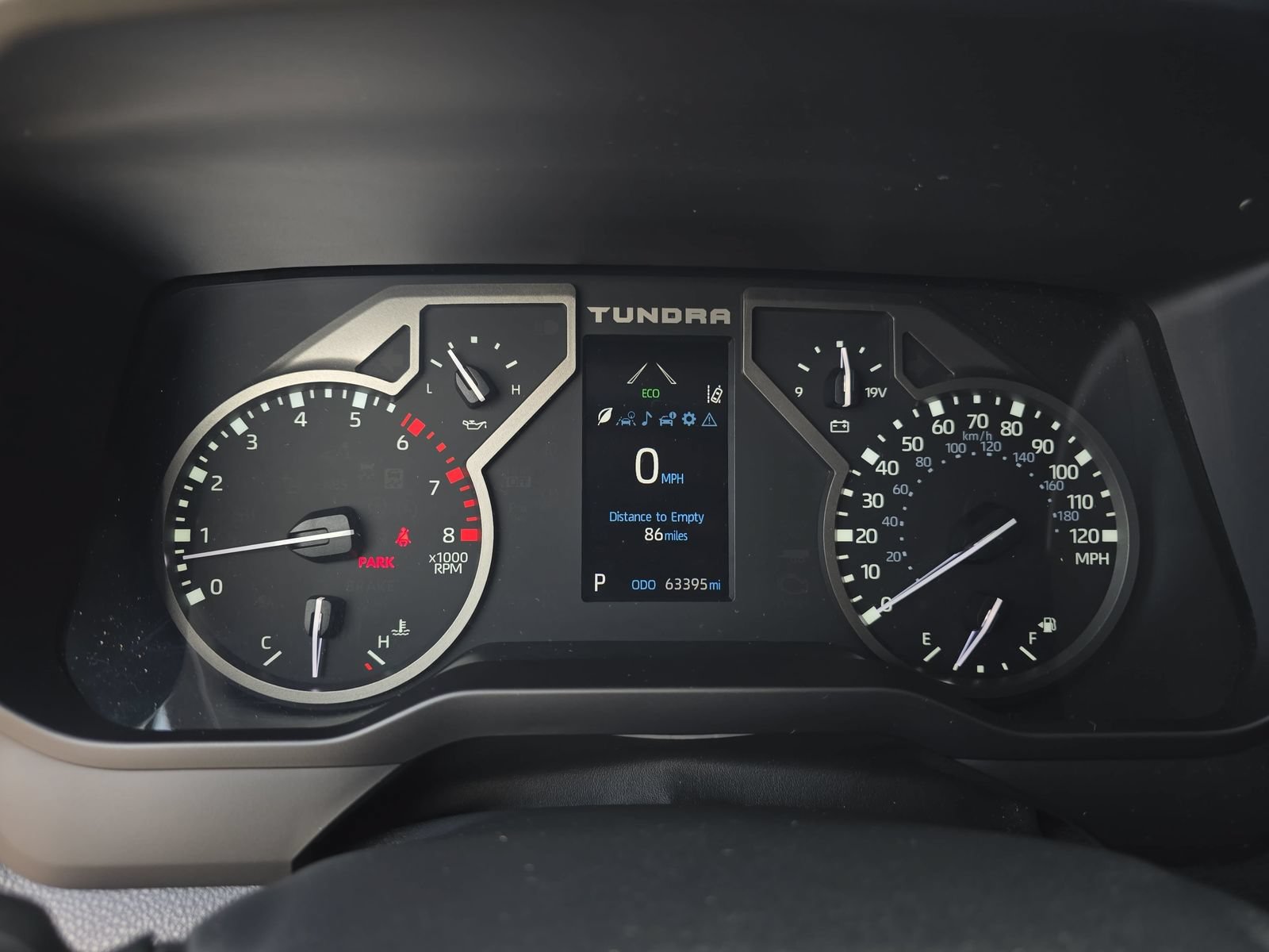 Used 2022 Toyota Tundra SR5 w/ Convenience Package RWD image 18
