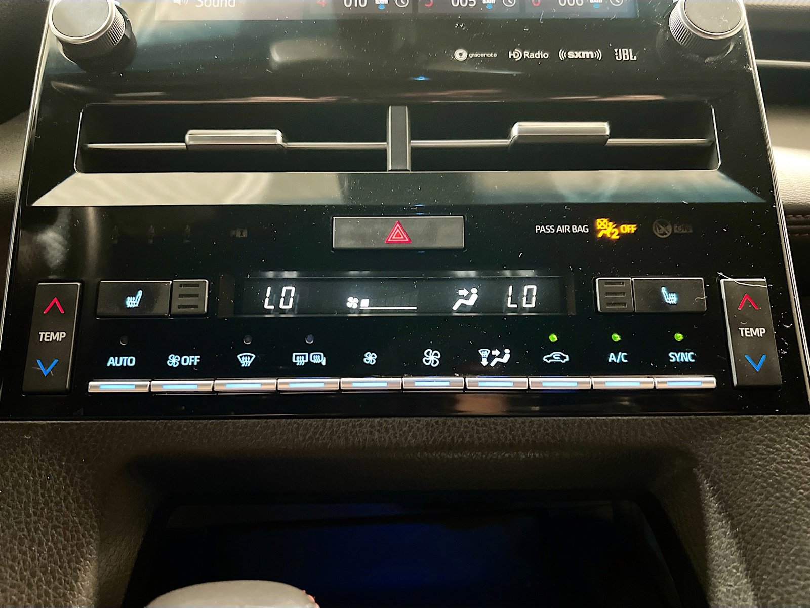 Used 2021 Toyota Avalon TRD image 12