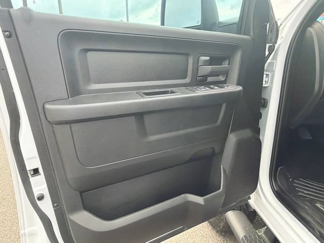 Used 2025 RAM 3500 Tradesman AWD/4WD image 17