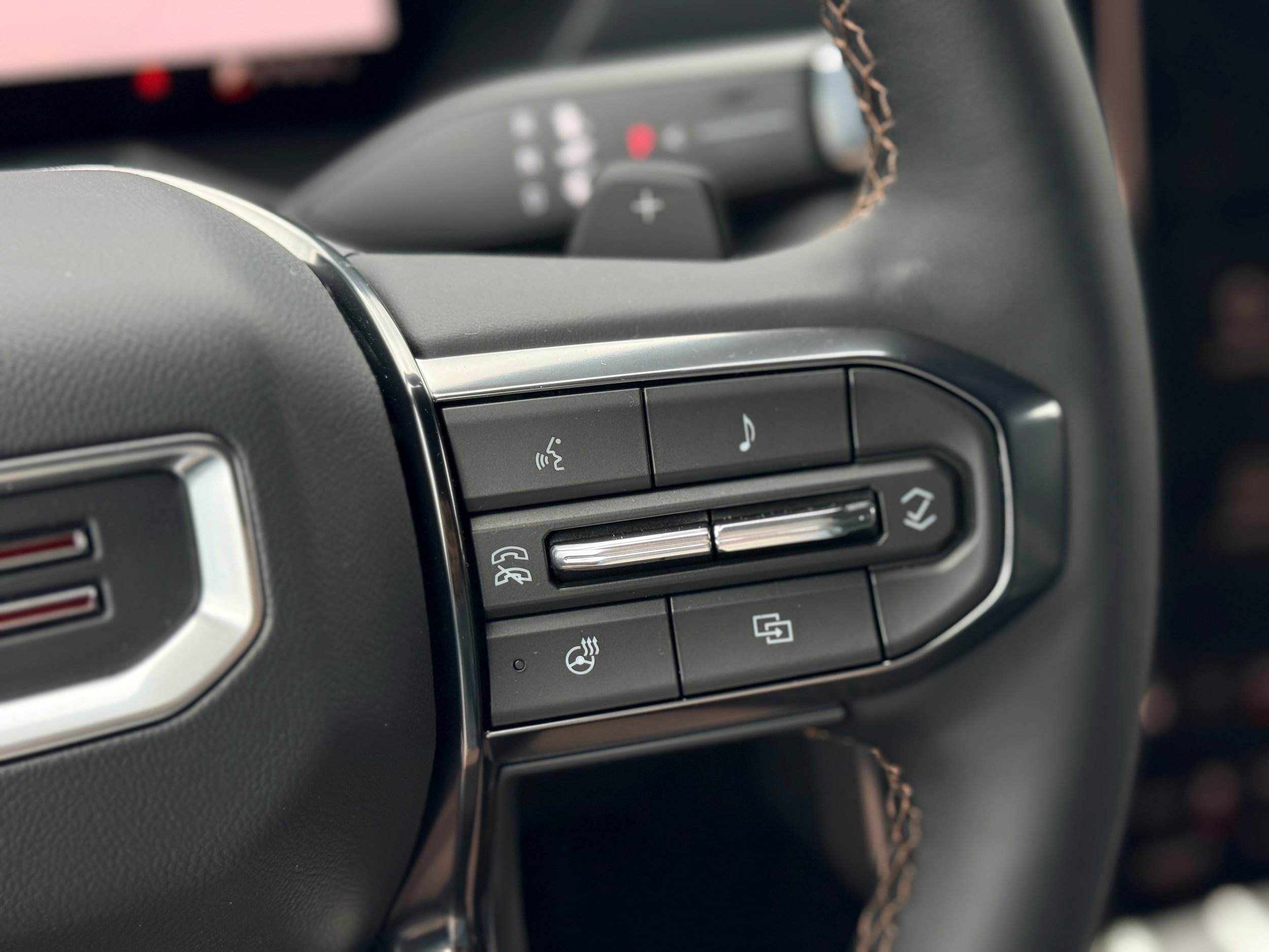New 2026 GMC Acadia AT4 w/ LPO, Floor Liner Package image 12