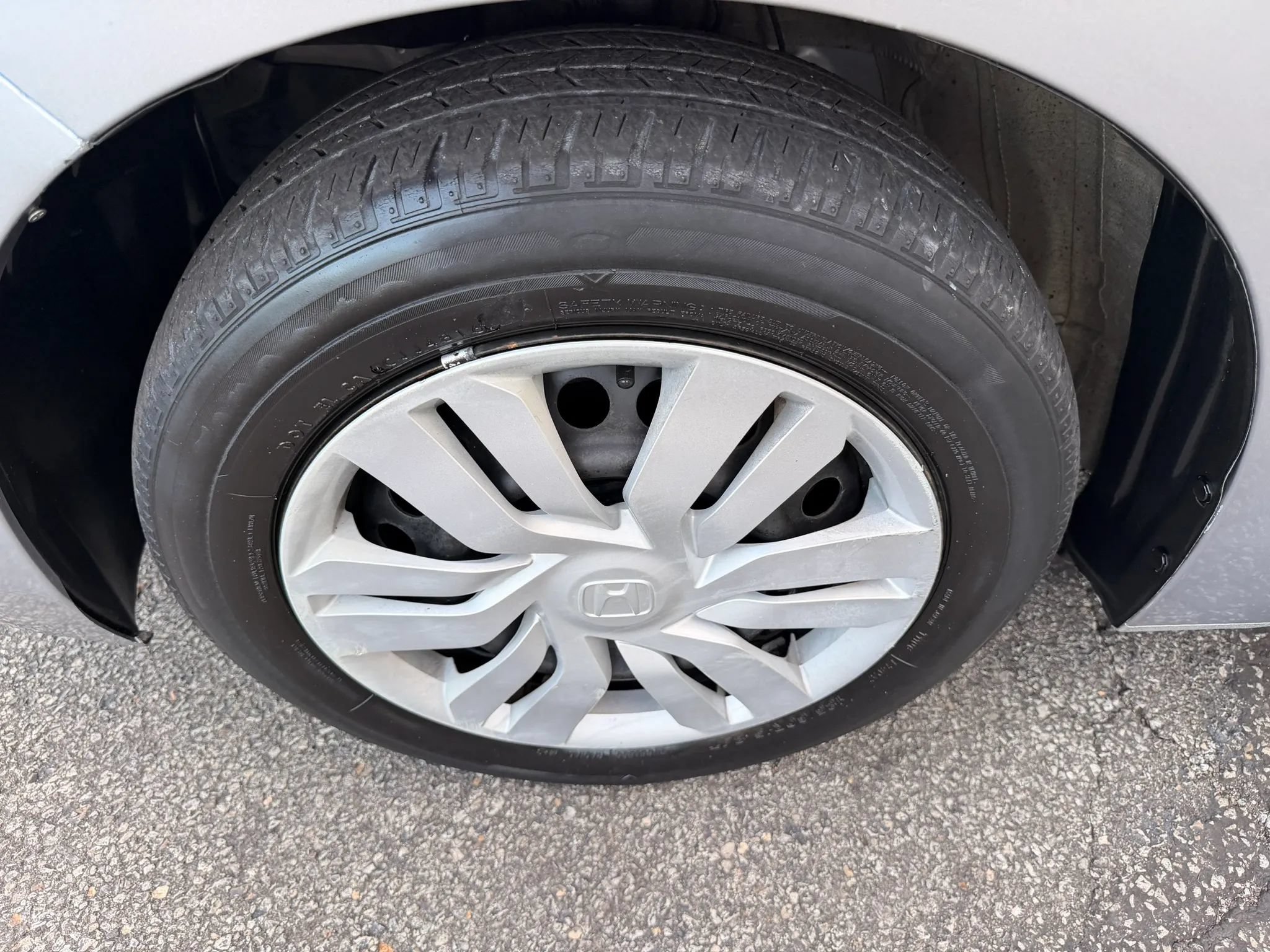 Used 2017 Honda Fit LX image 40