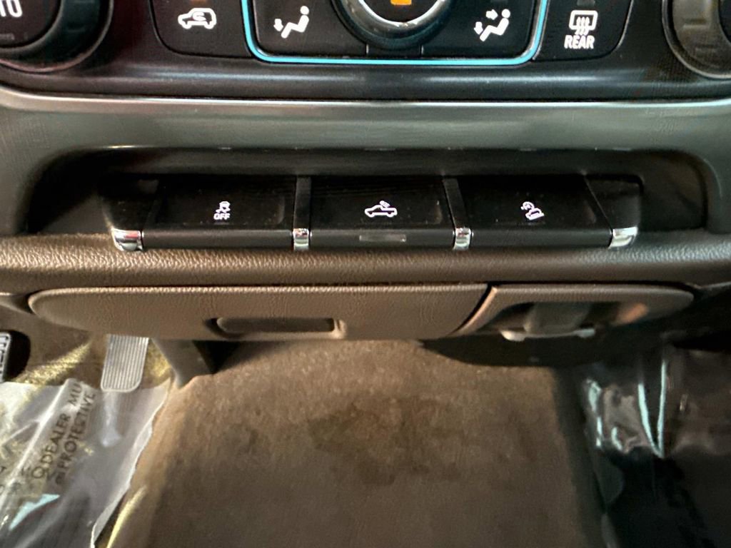 Used 2014 Chevrolet Silverado 1500 LTZ Z71 image 34