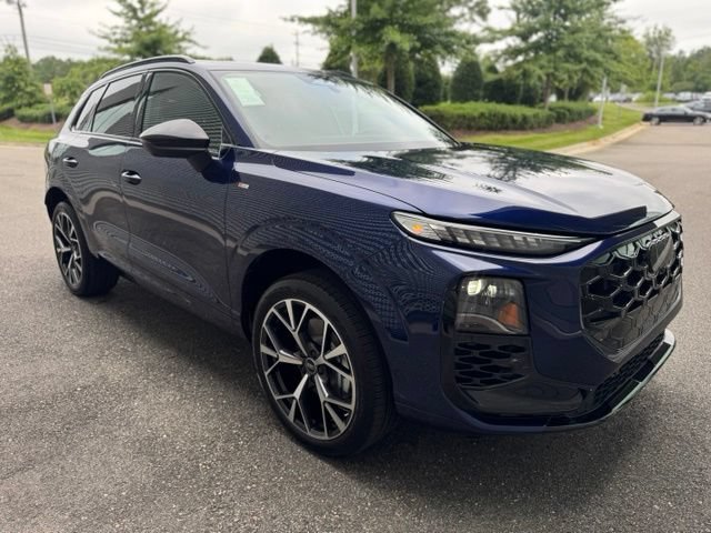 New 2026 Audi Q3 quattro 2.0T AWD/4WD image 4