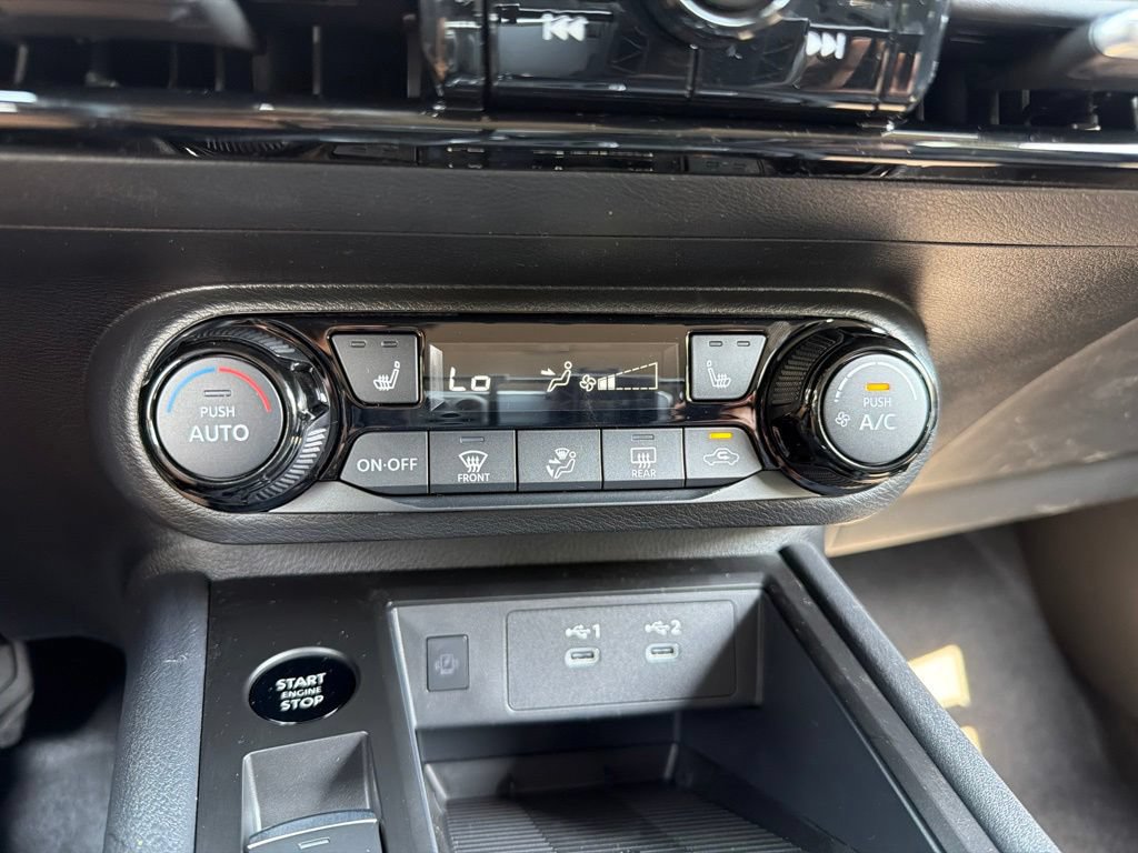 New 2026 Nissan Kicks SV w/ Interior Electronics Package AWD/4WD image 10