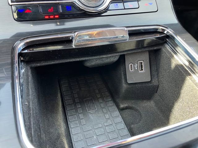 Used 2022 Lincoln Nautilus Reserve w/ Luxury Package image 11