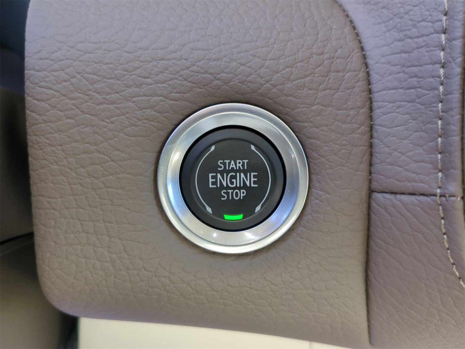 Certified 2021 GMC Yukon Denali w/ Denali Ultimate Package image 17