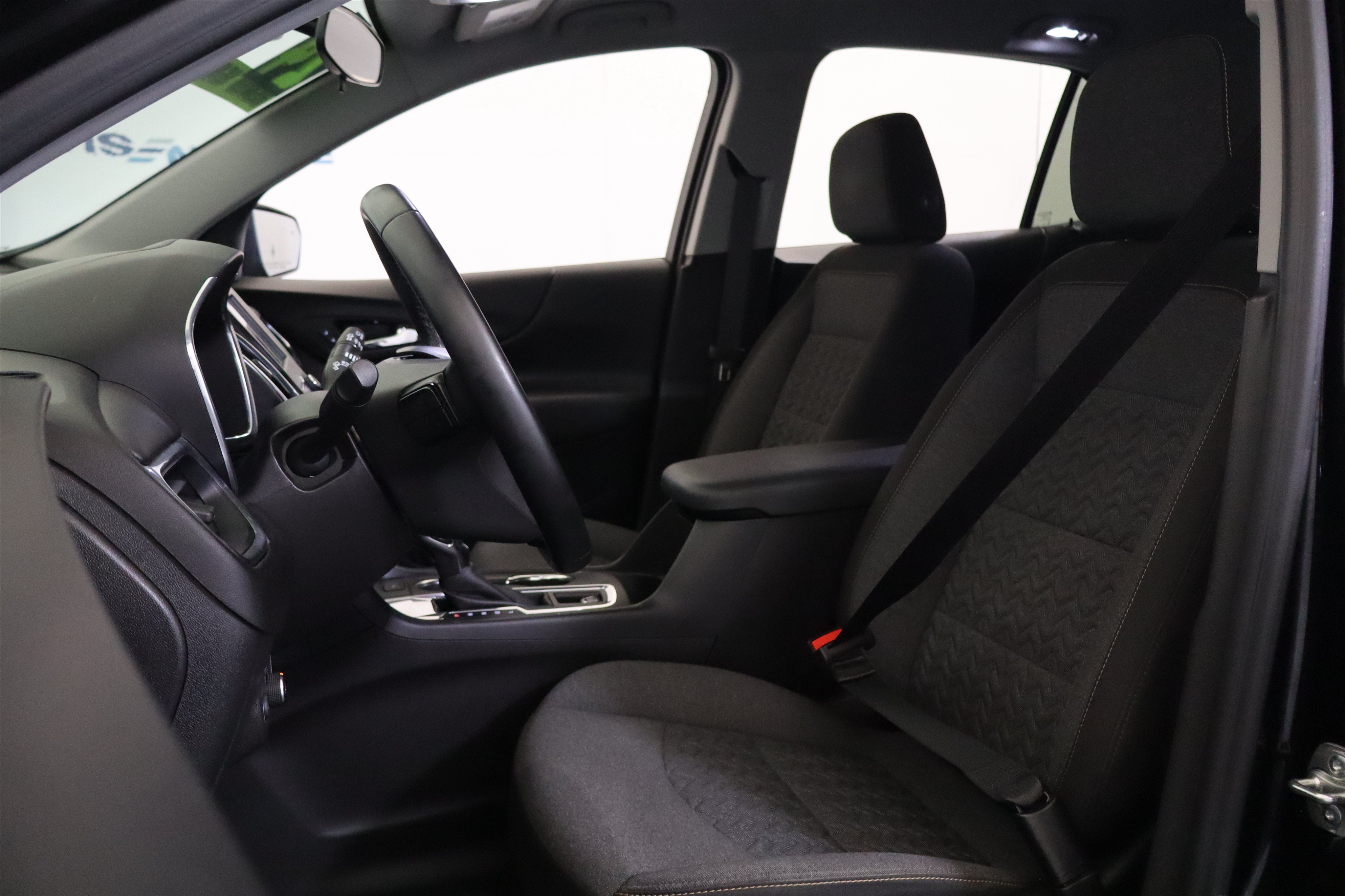 Used 2024 Chevrolet Equinox LT w/ LPO, Floor Liner Package FWD image 24