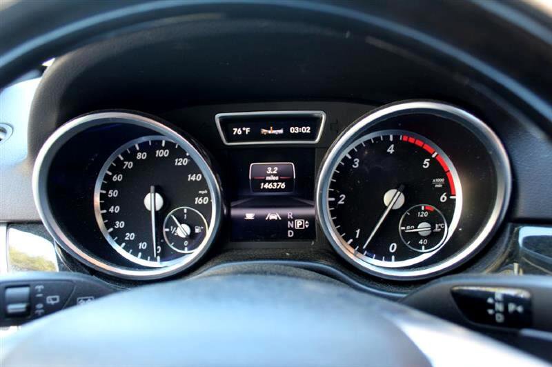 Used 2013 Mercedes-Benz ML 350 BlueTEC 4MATIC image 19