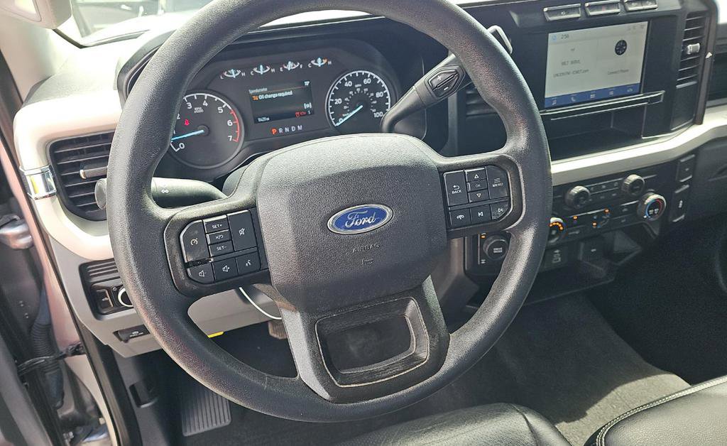Used 2023 Ford F250 XL w/ STX Appearance Package AWD/4WD image 13