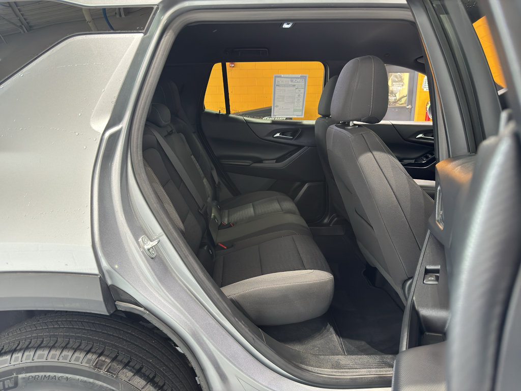 Used 2026 Chevrolet Equinox LT AWD/4WD image 18
