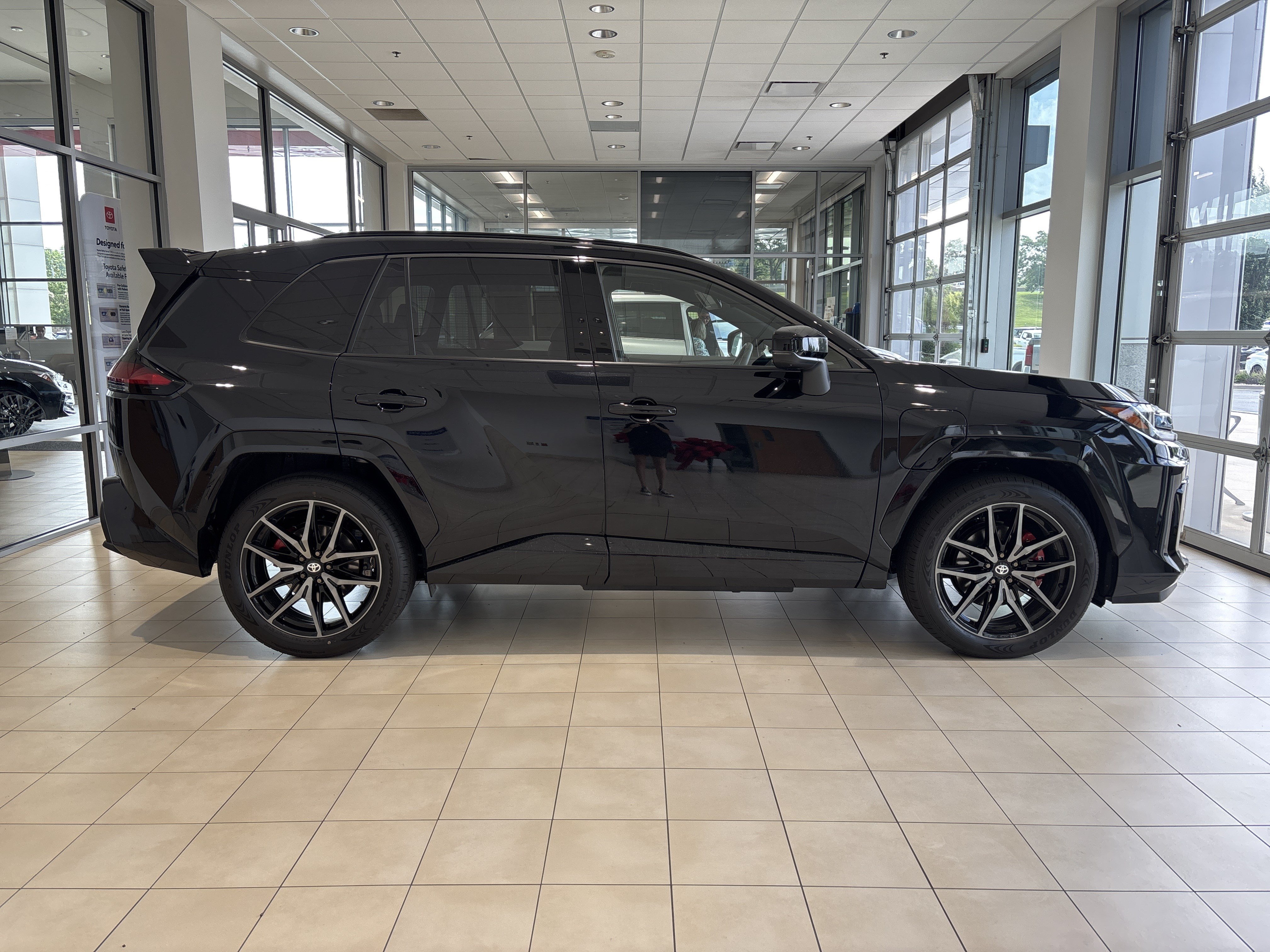 Used 2026 Toyota RAV4 AWD Plug-in Hybrid image 8