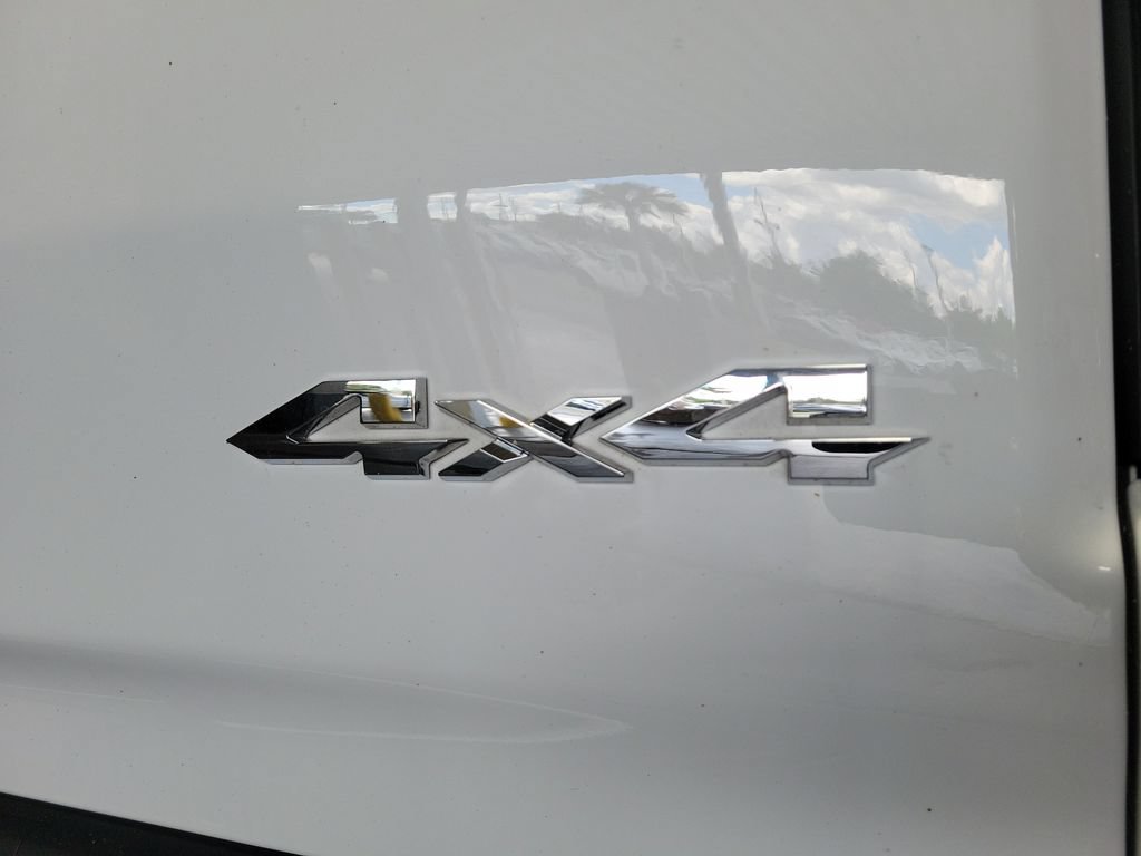Used 2024 RAM 1500 Laramie AWD/4WD image 7