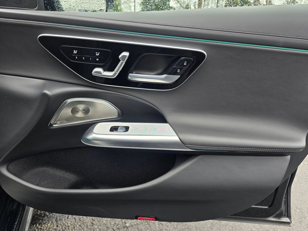 Used 2024 Mercedes-Benz E 450 4MATIC Sedan image 26