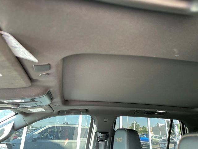 Certified 2022 Chevrolet Tahoe High Country AWD/4WD image 12