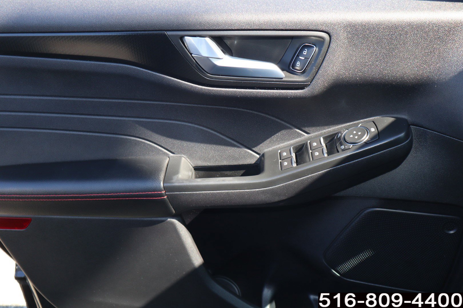 Used 2022 Ford Escape SEL w/ SEL Stealth AWD Package image 15