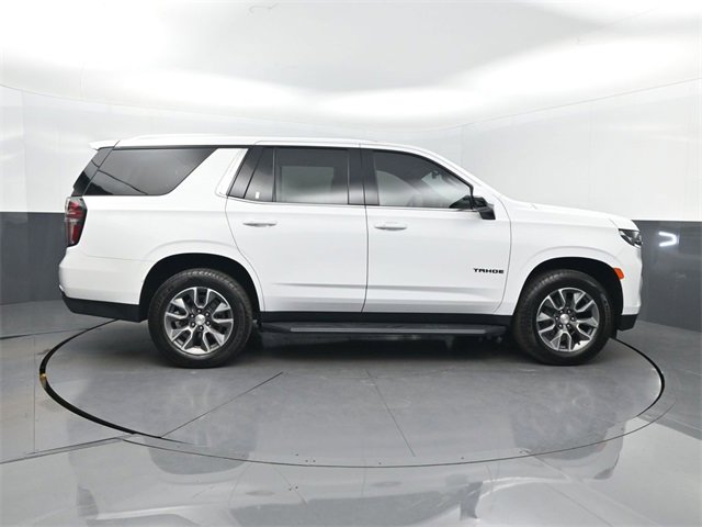 Used 2022 Chevrolet Tahoe LT w/ Luxury Package image 39