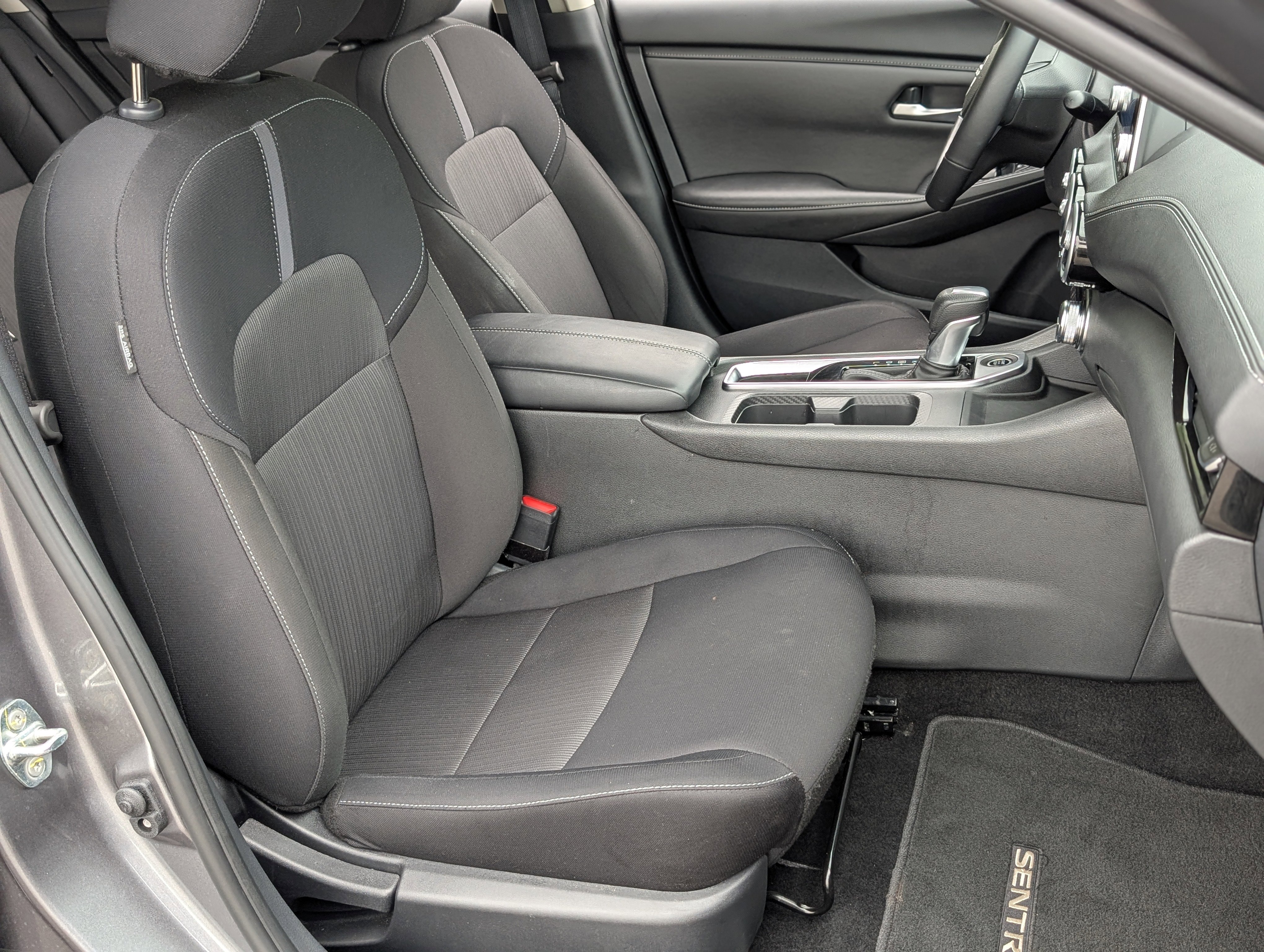 Used 2025 Nissan Sentra SV w/ All-Weather Package FWD image 20