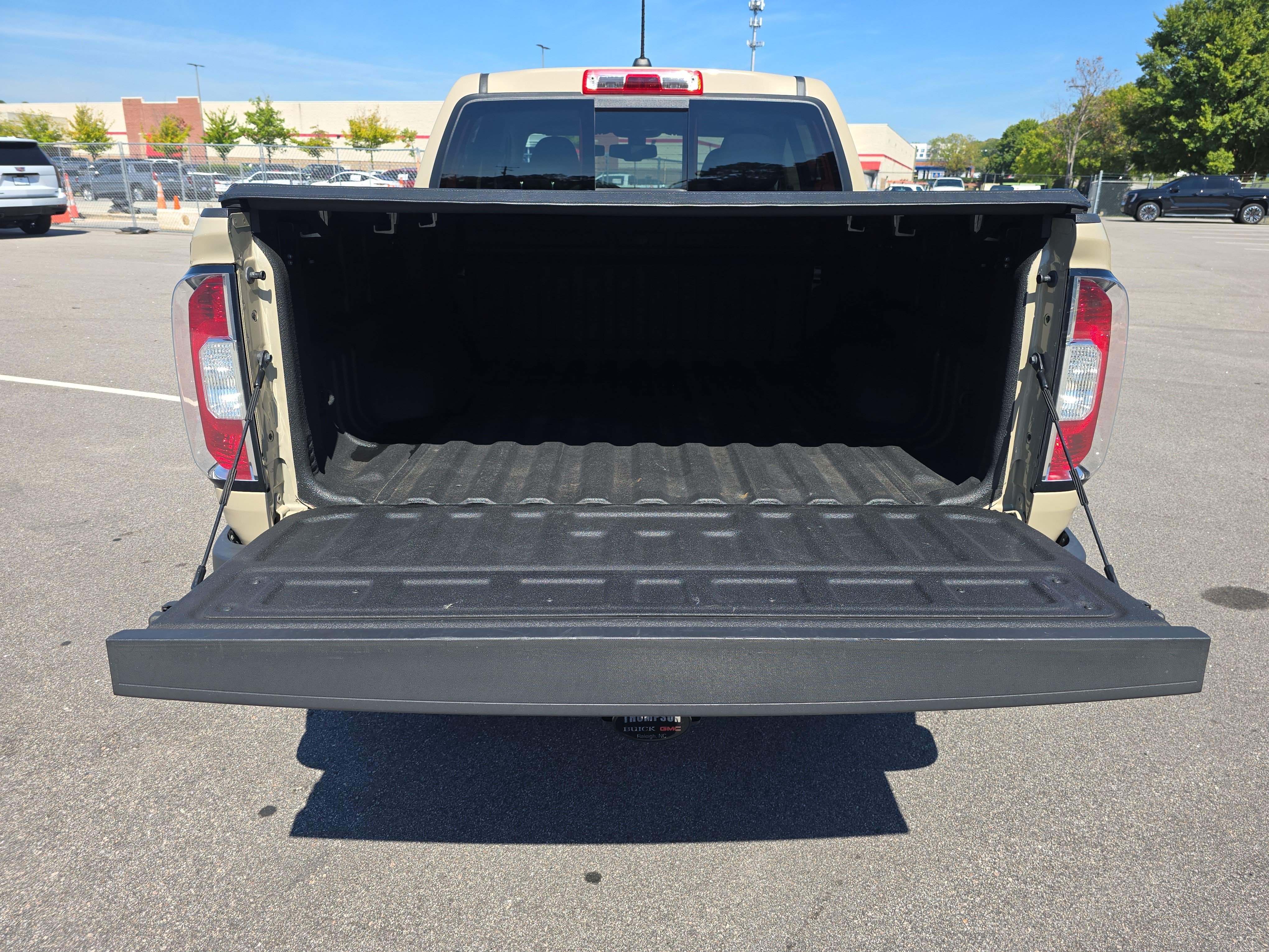 Used 2021 GMC Canyon AT4 AWD/4WD image 13