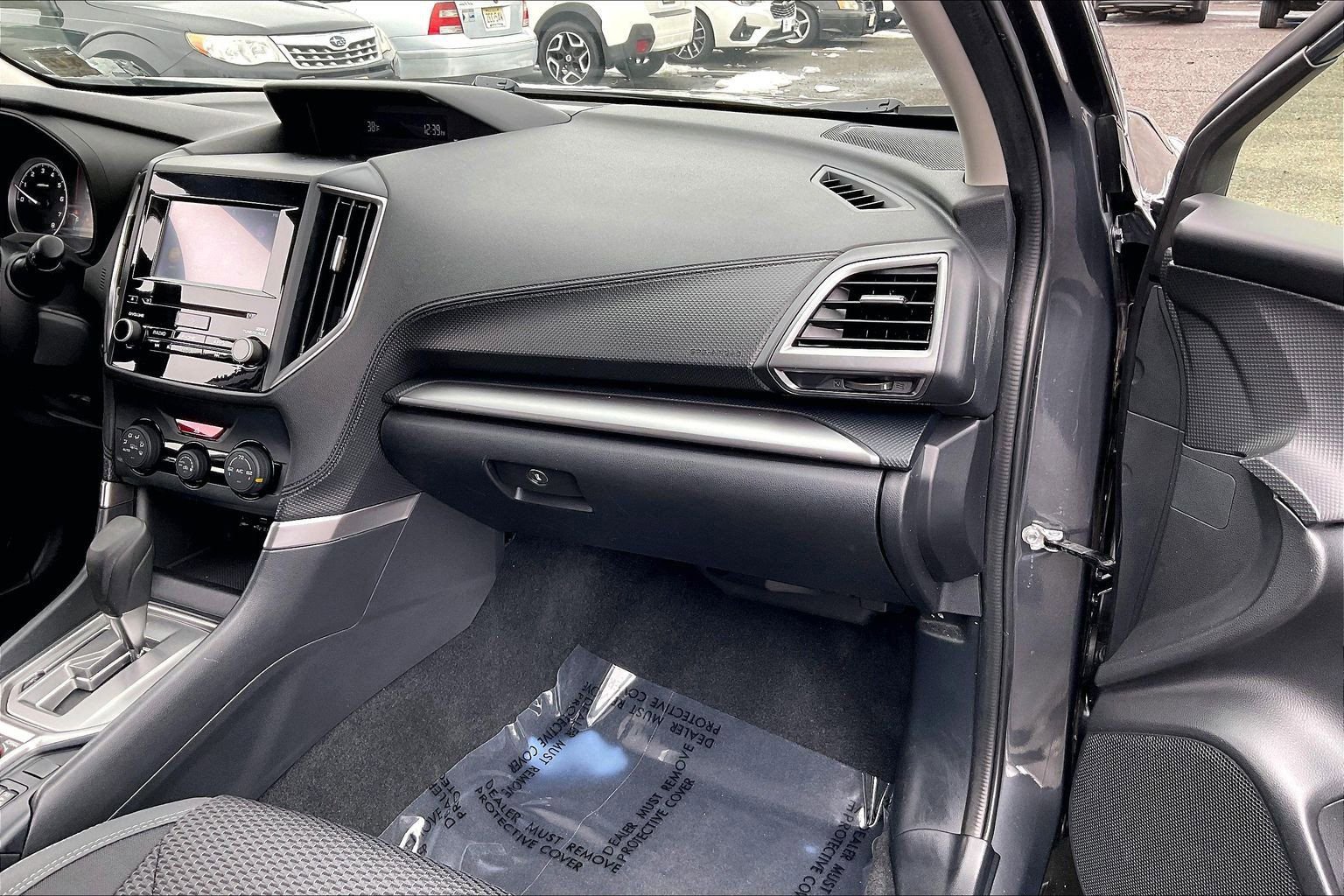 Certified 2022 Subaru Forester Premium image 17