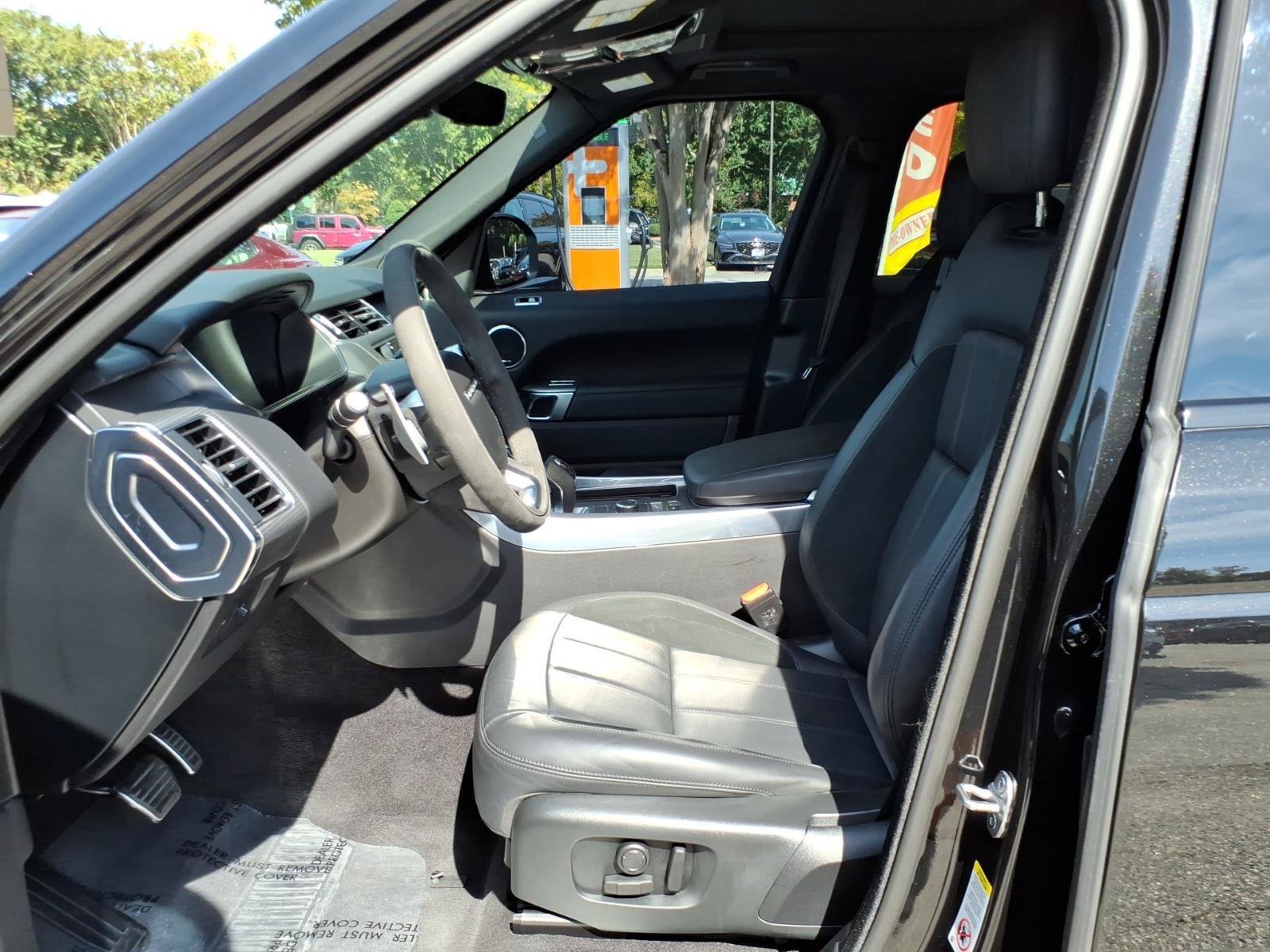Used 2022 Land Rover Range Rover Sport HST AWD/4WD image 12