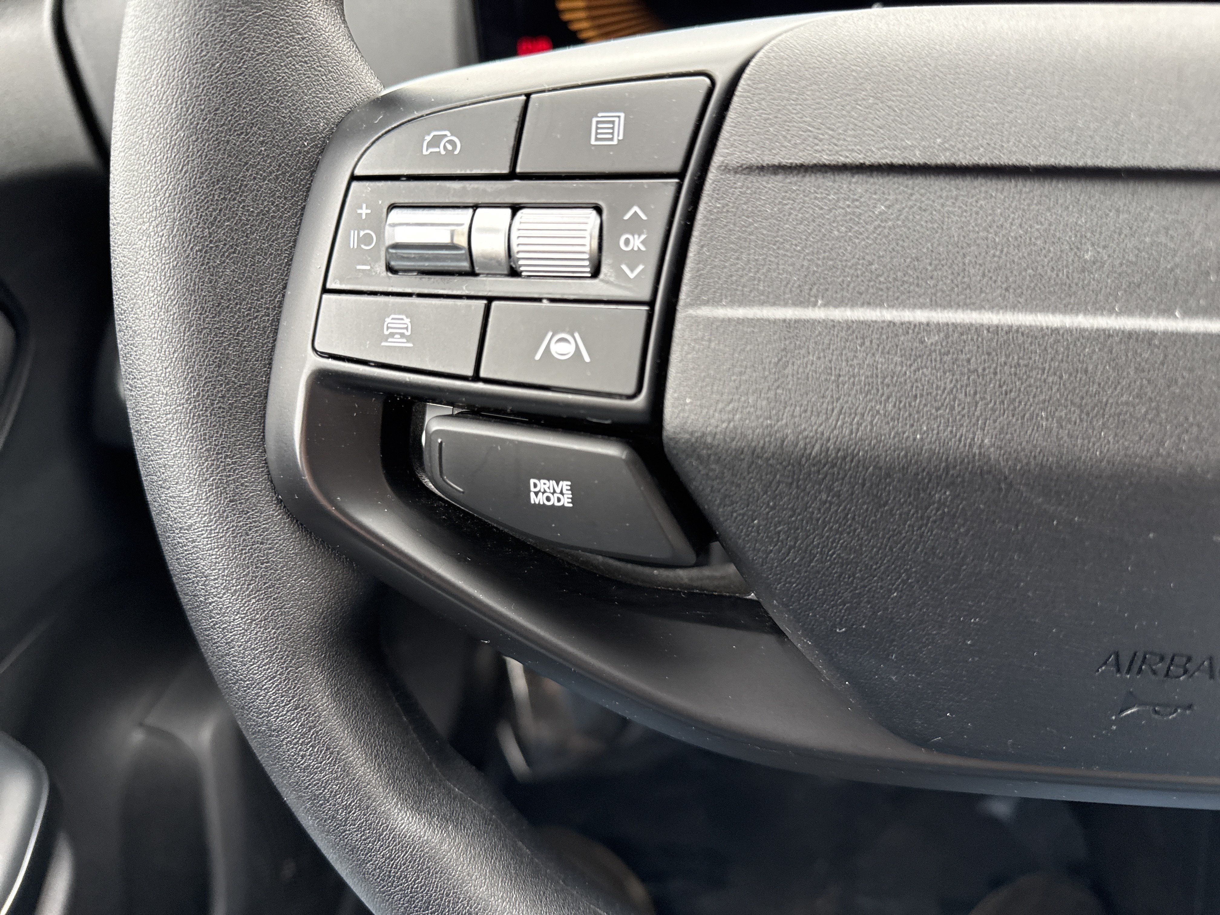 Used 2025 Kia K4 FWD image 26