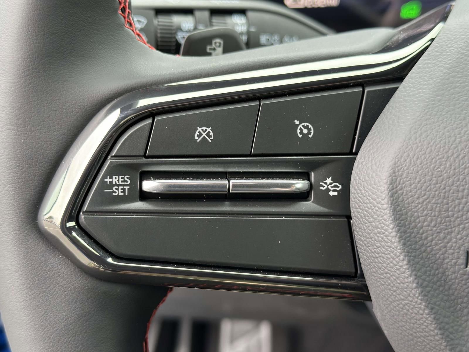 New 2026 Chevrolet Equinox EV RS image 13