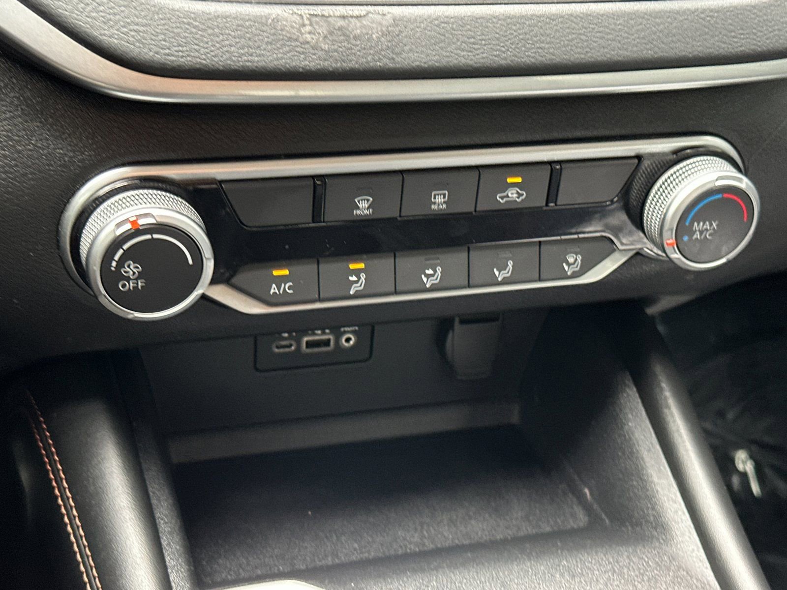 Used 2020 Nissan Altima 2.5 SR AWD/4WD image 18