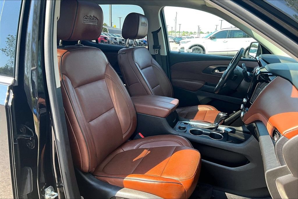 Used 2019 Chevrolet Traverse High Country w/ LPO, Floor Liner Package AWD/4WD image 9