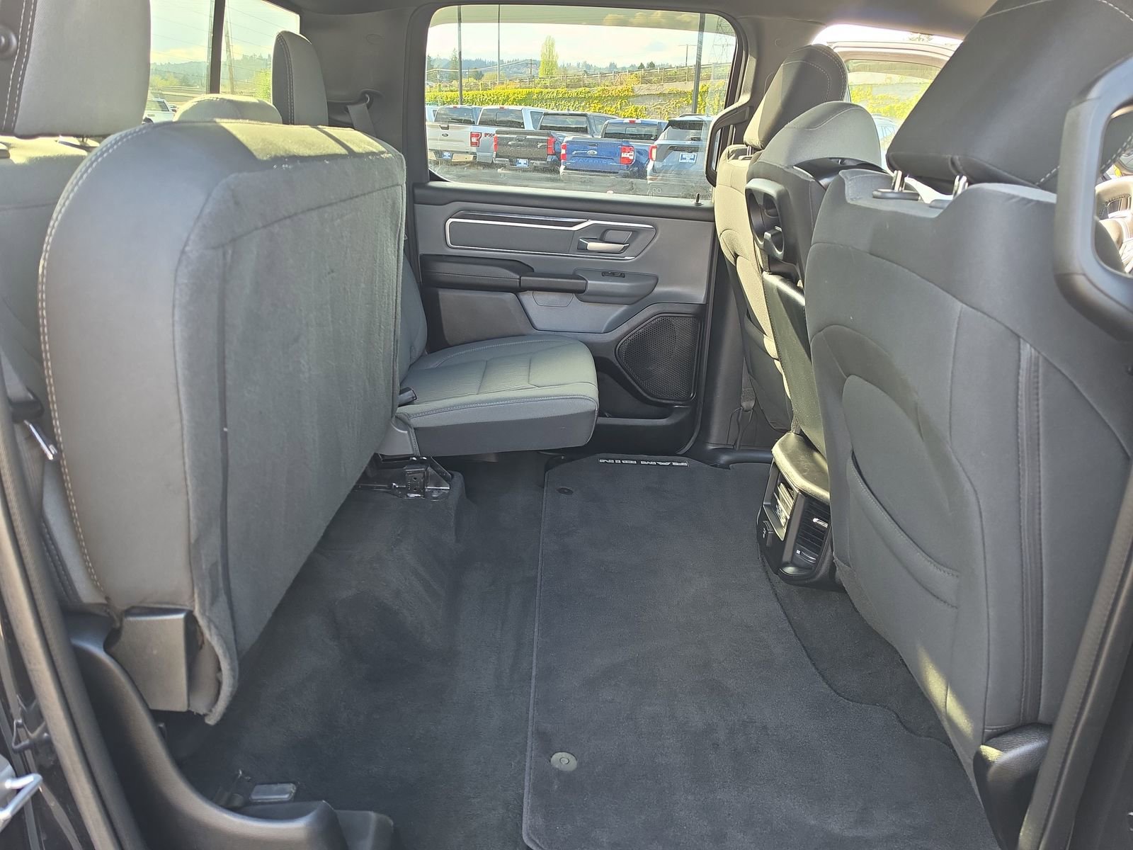 Used 2022 RAM 1500 Big Horn AWD/4WD image 18