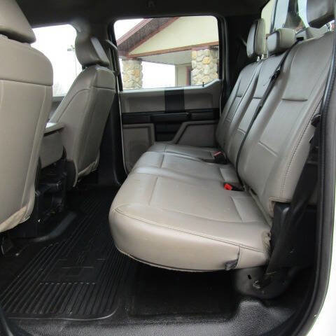 Used 2022 Ford F250 XL w/ Power Equipment Group AWD/4WD image 7