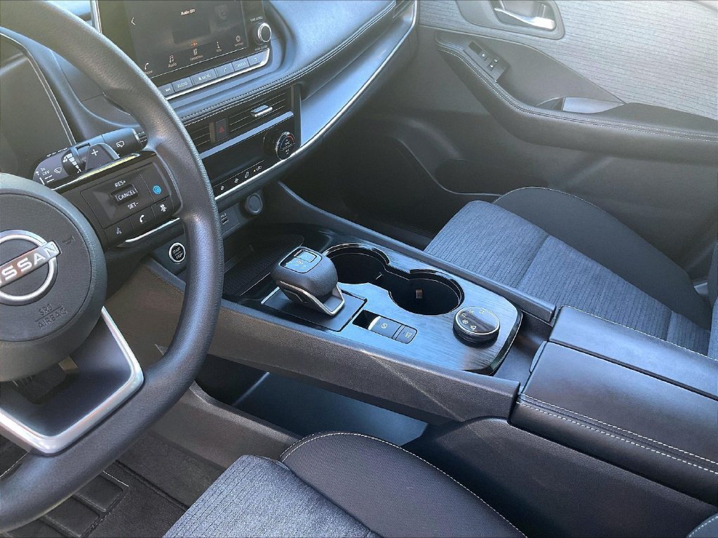 Used 2023 Nissan Rogue SV AWD/4WD image 20