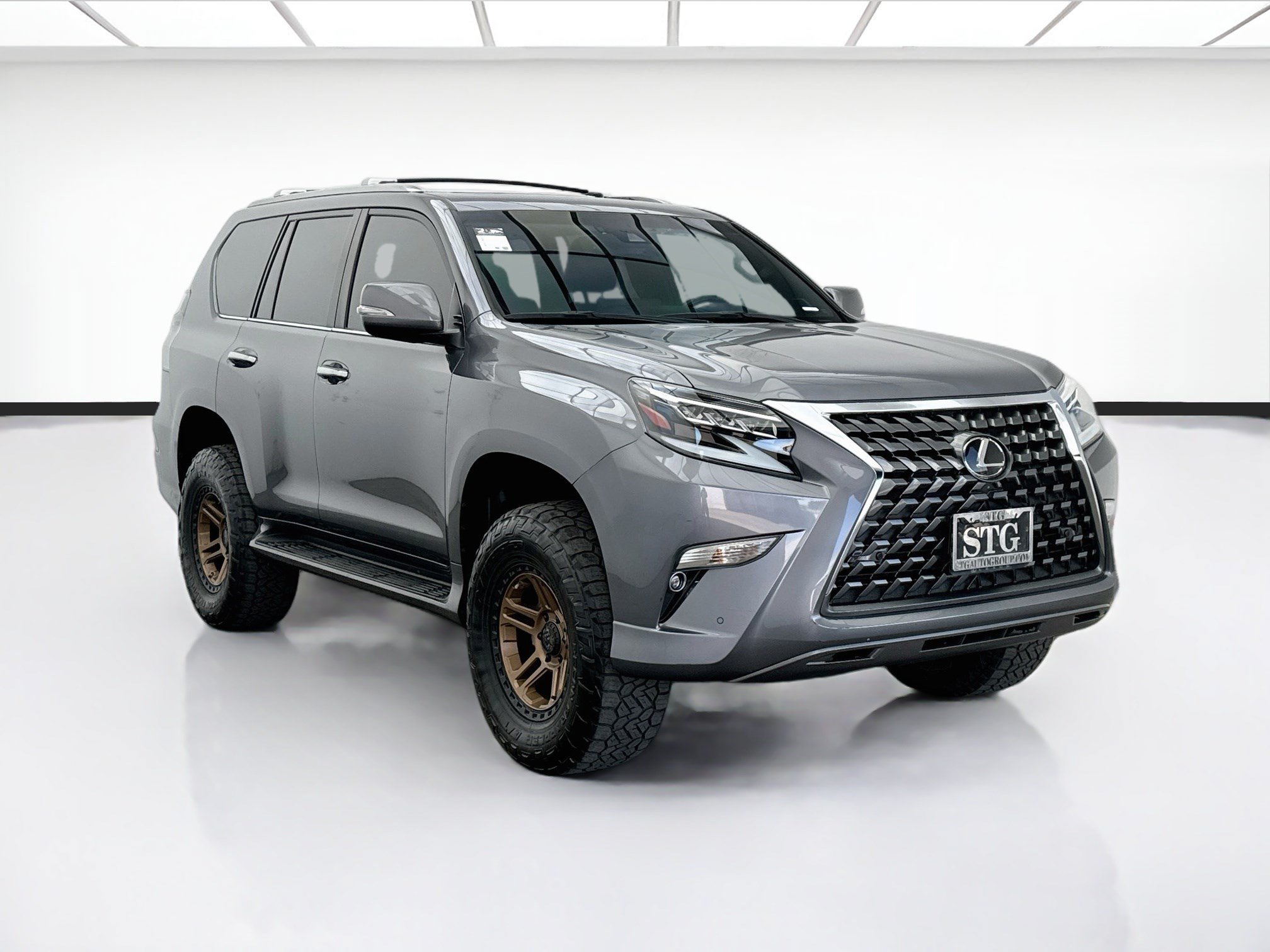 Used 2023 Lexus GX 460 Premium w/ Premium Package AWD/4WD image 3