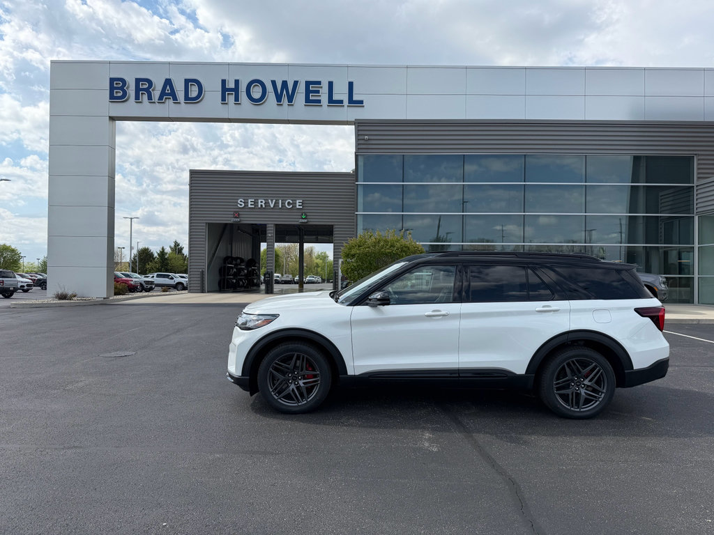 New 2026 Ford Explorer ST w/ Sun And Sound Package