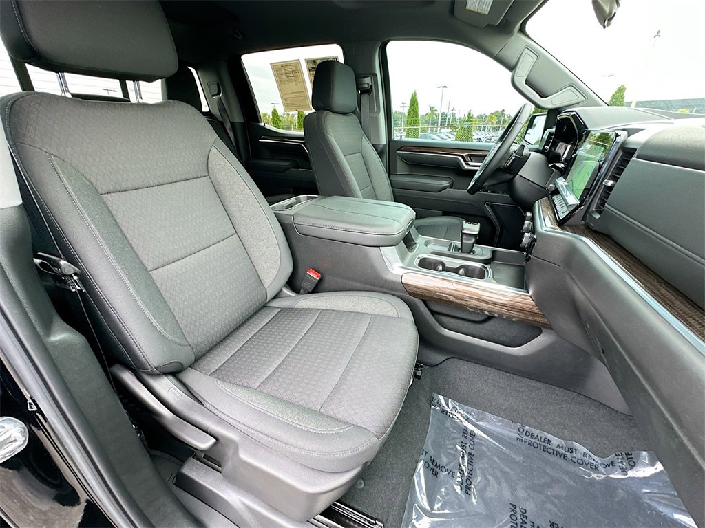Used 2025 Chevrolet Silverado 1500 LT w/ All Star Edition Plus image 28