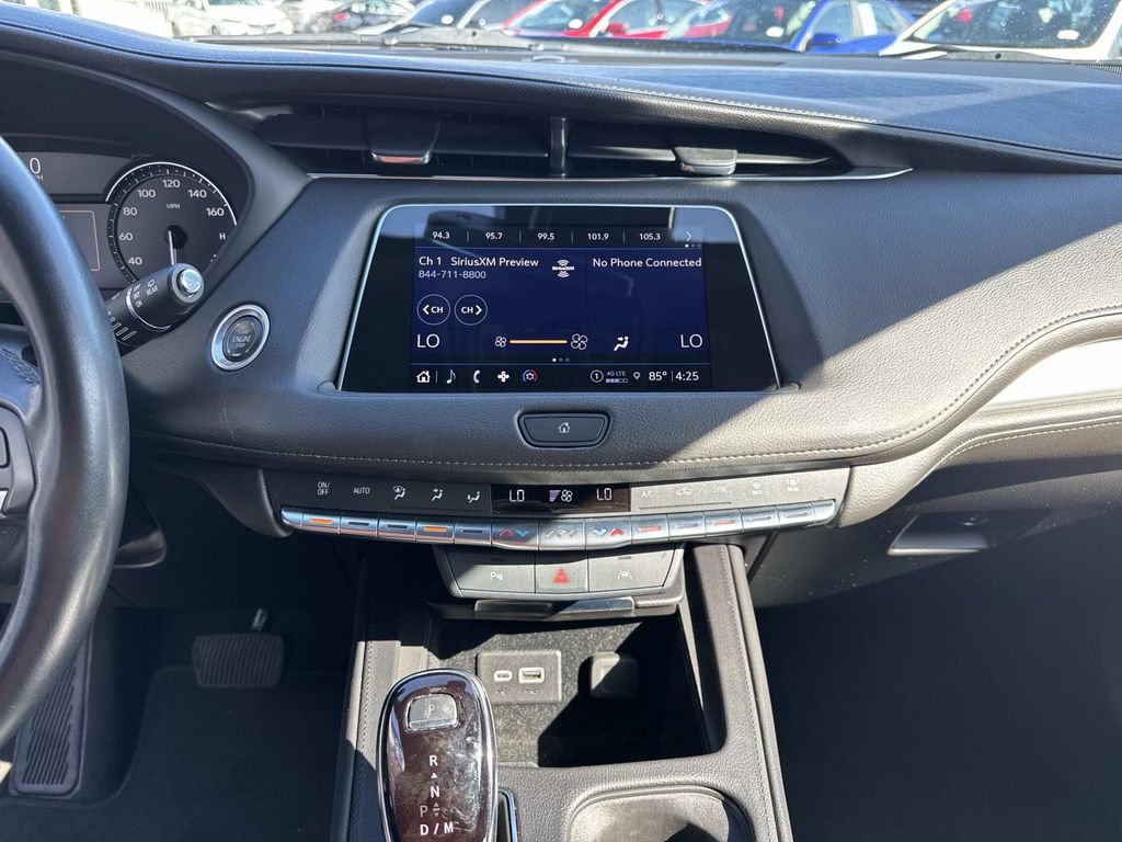 Used 2023 Cadillac XT4 Premium Luxury image 25