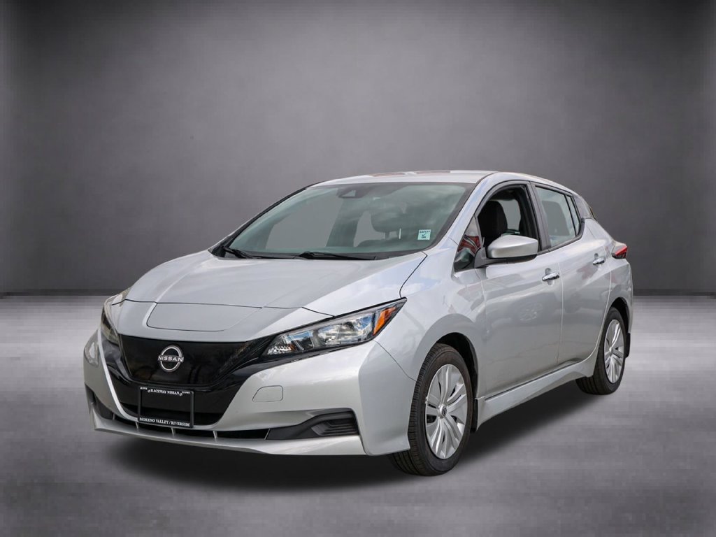 Used 2025 Nissan Leaf S FWD image 9