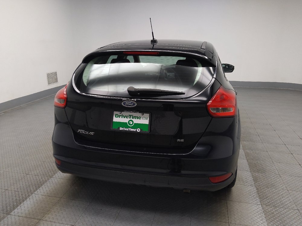 Used 2018 Ford Focus SE w/ Cold Weather Package FWD image 9