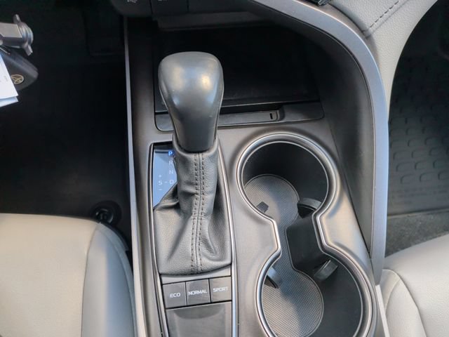 Used 2024 Toyota Camry SE FWD image 24
