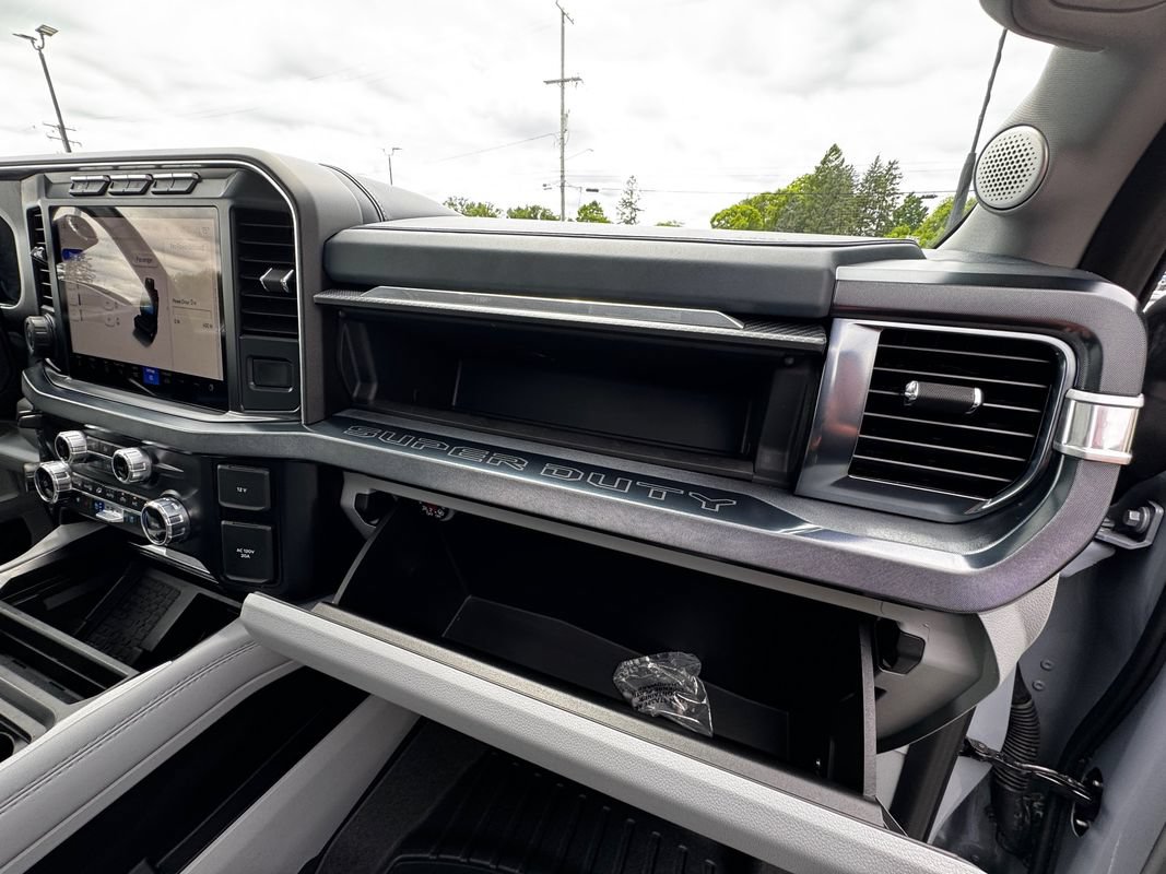 Used 2024 Ford F350 Limited w/ FX4 Off-Road Package AWD/4WD image 35