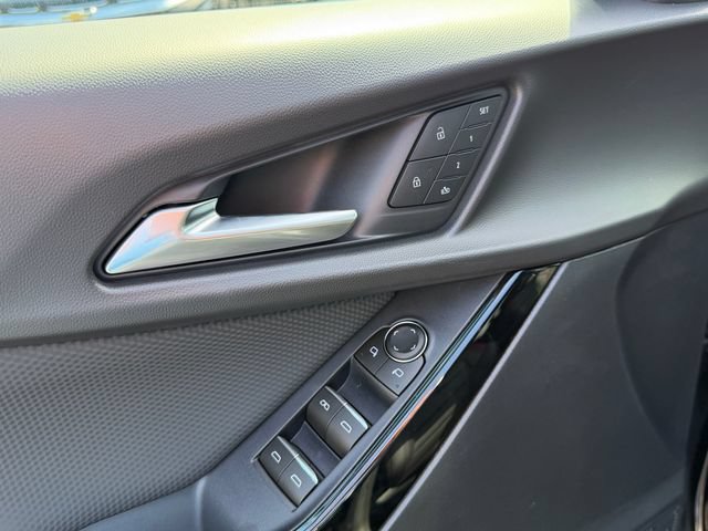 New 2026 Chevrolet Equinox RS w/ Convenience Package III FWD image 25