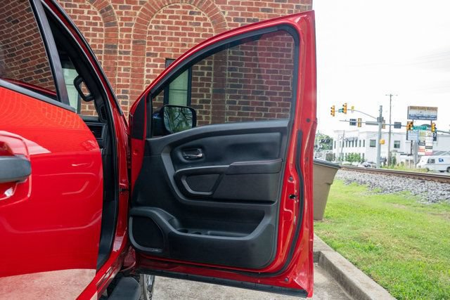 Used 2023 Nissan Titan PRO-4X w/ Pro-4x Convenience Package AWD/4WD image 36