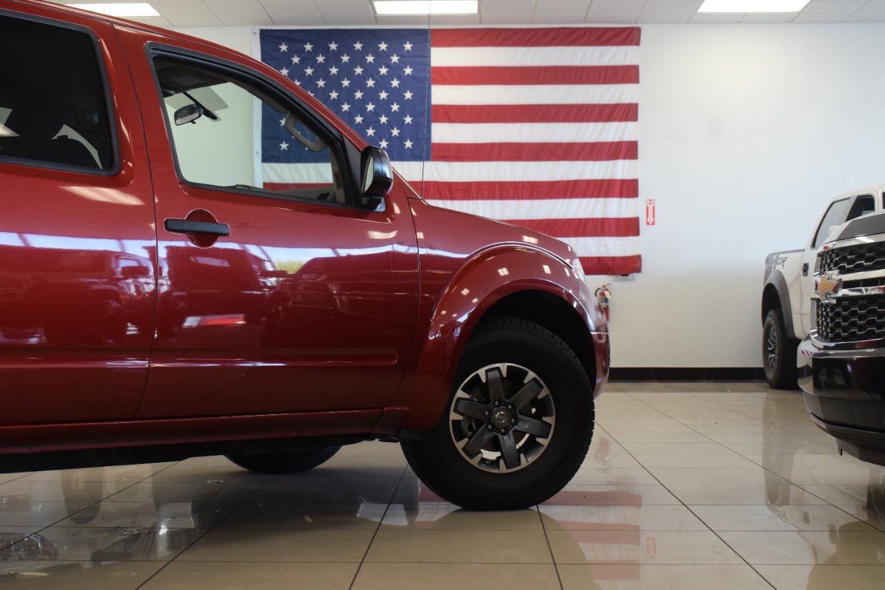 Used 2015 Nissan Frontier Desert Runner RWD image 40