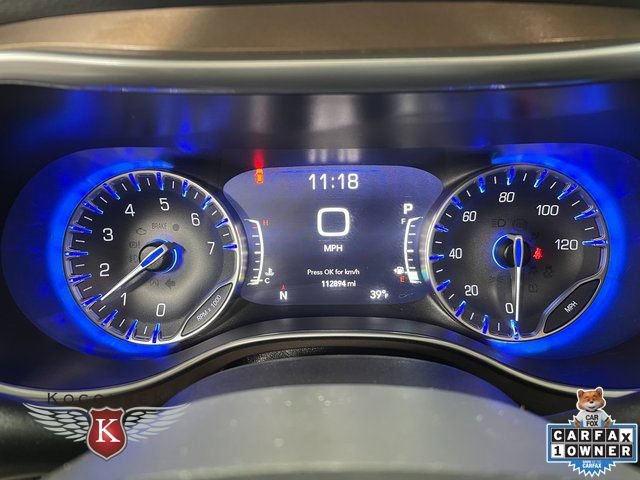 Used 2018 Chrysler Pacifica Touring-L Plus image 16