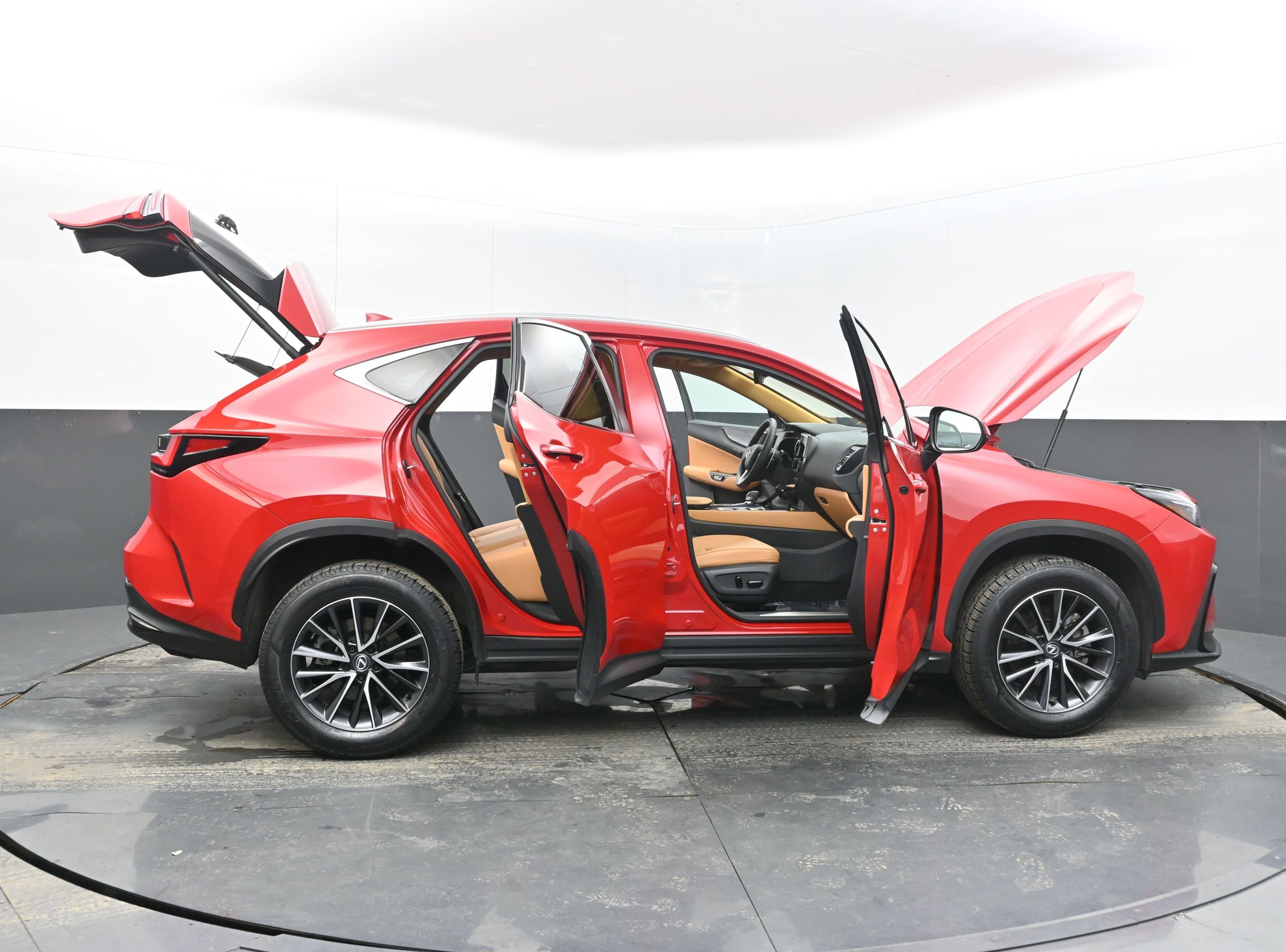 Used 2025 Lexus NX 250 FWD w/ Premium Package image 43