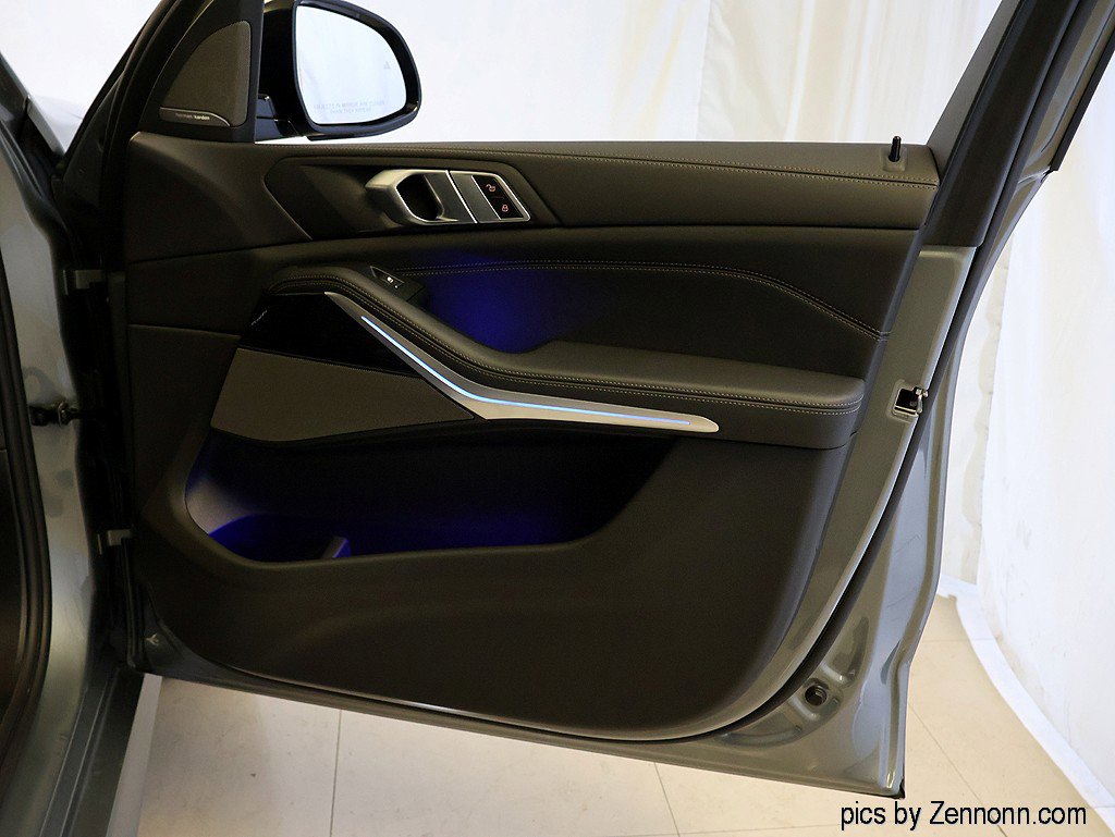 Certified 2024 BMW X5 xDrive40i w/ Executive Package image 36