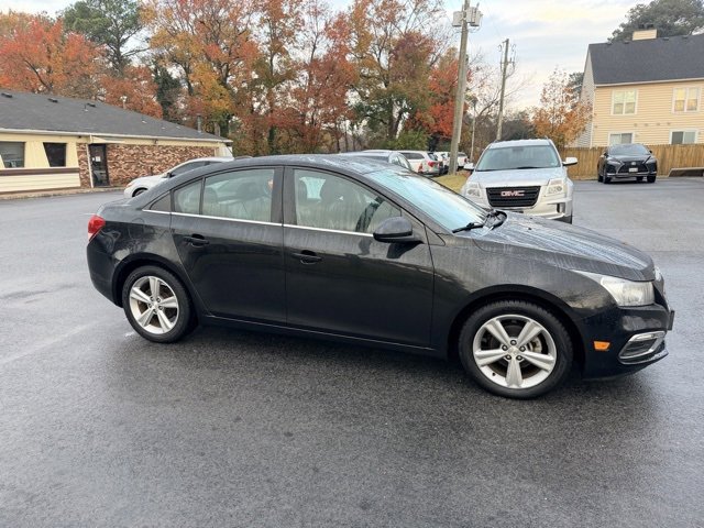 Used 2015 Chevrolet Cruze LT image 2