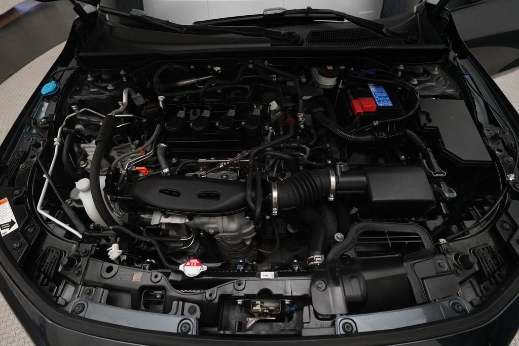 Certified 2024 Honda Civic EX-L image 3