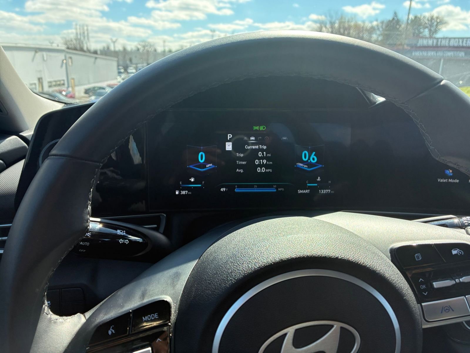 Used 2025 Hyundai Elantra SEL image 29